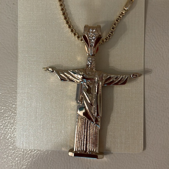 Christ the Redeemer Necklace - Picture 3 of 4